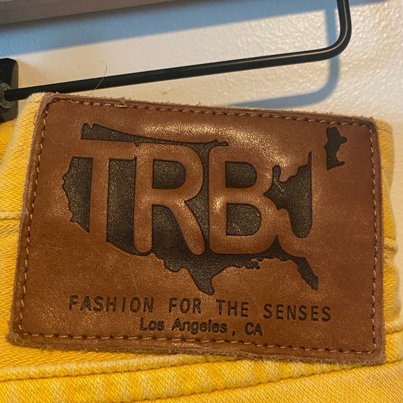 True Religion Rare Yellow Jeans Size 31 - Picture 3 of 4